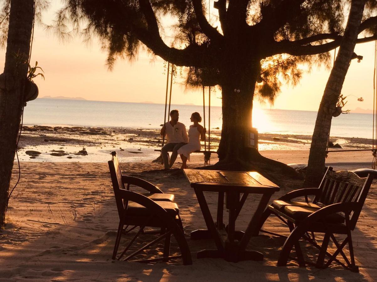 苏梅岛阿姆度假村 Taling Ngam Beach 外观 照片